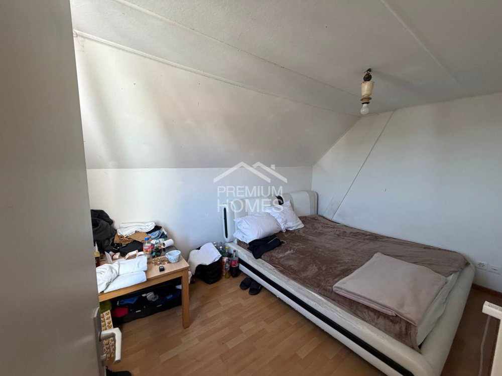 Casa di 11 locali in vendita a Niederbipp - immagine 1/5