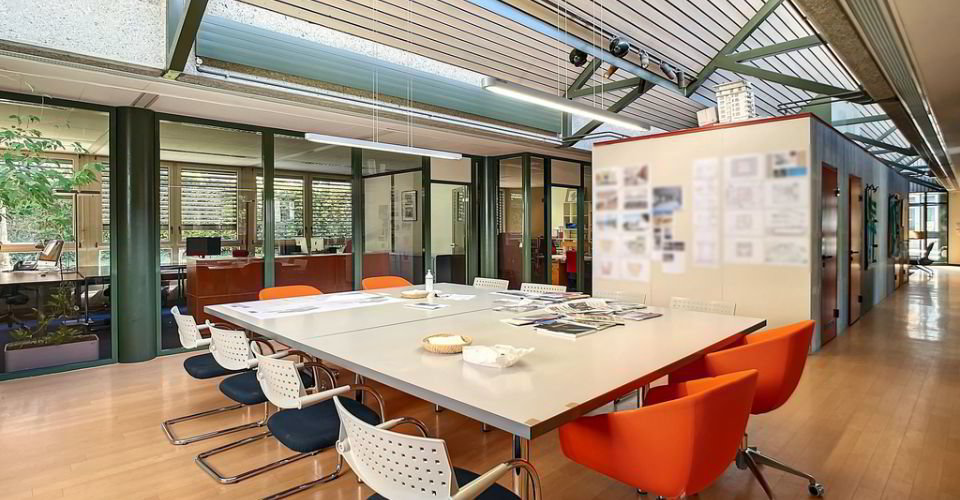 Bureau & Commerce null pièces à louer à Nyon - image 1/8