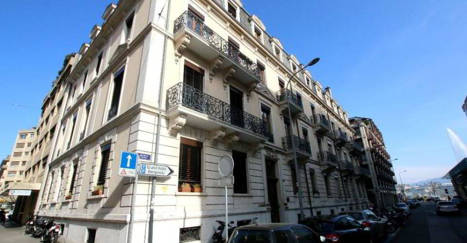 Bureau & Commerce null pièces à louer à Geneva - image 1/11