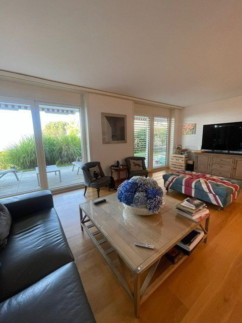 6 Zimmer Wohnung zu vermieten in Pully - Bild 1/11