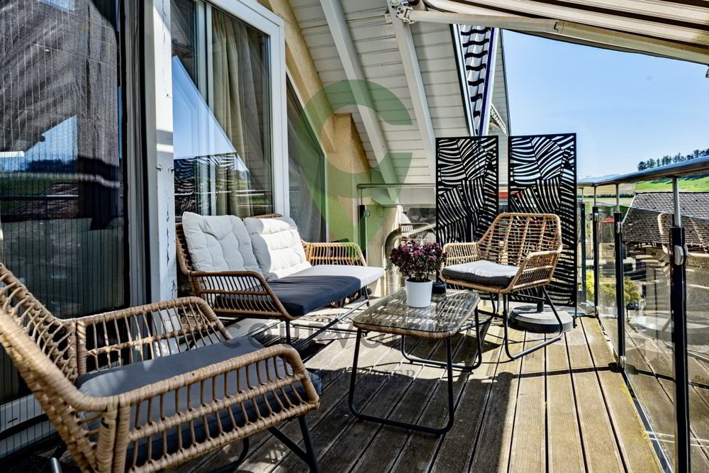 5 rooms Apartment to buy in Aubonne - image 1/10