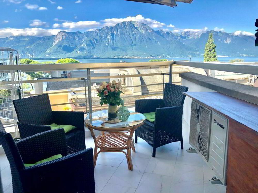 Appartamento di 4 locali in affitto a Montreux - immagine 1/12