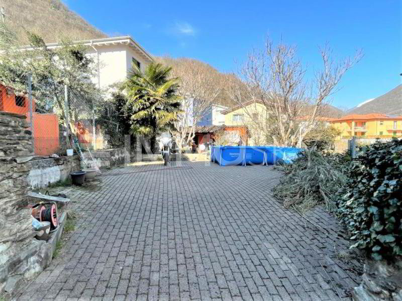 Terreno di null locali in vendita a Mezzovico - immagine 1/2