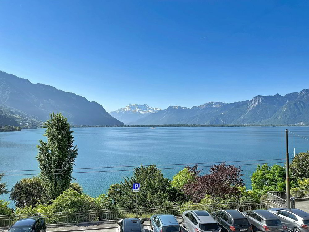 Bureau & Commerce null pièces à acheter à Montreux - image 1/13