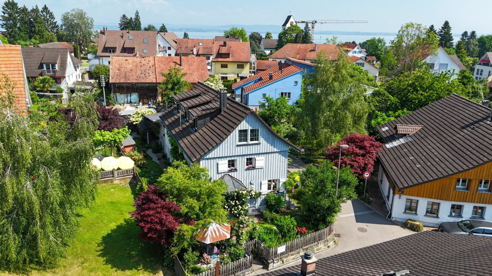 8.5 Zimmer Haus zum verkaufen in Uttwil - Bild 1/22