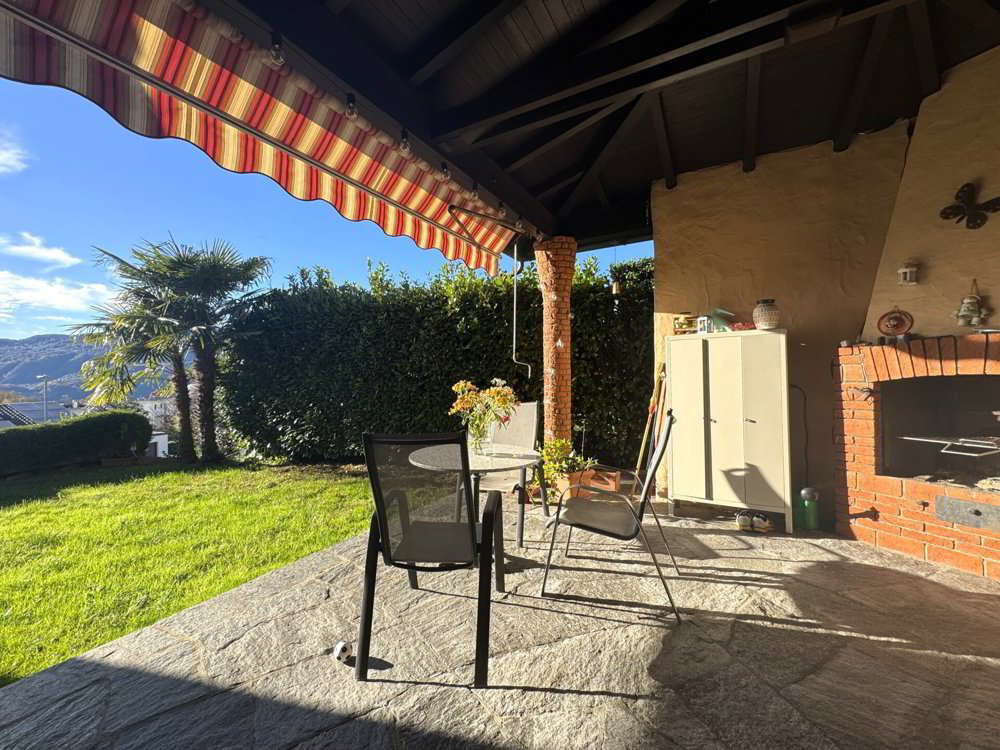 Casa di 5.5 locali in vendita a Comano - immagine 1/9