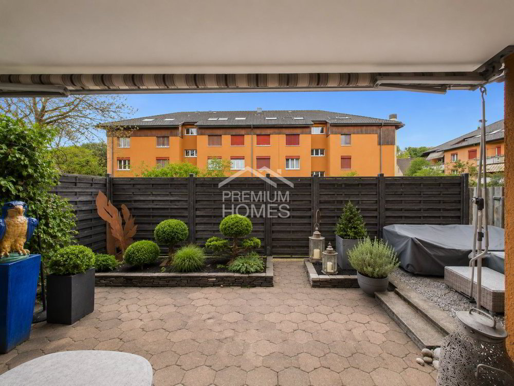 4 rooms Apartment to buy in Holziken - image 1/9