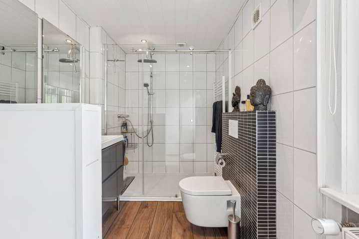 Casa di 7.5 locali in vendita a St-George - immagine 1/13