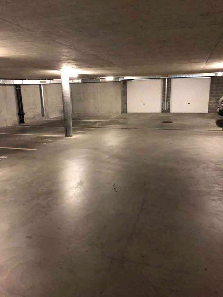 Parcheggio, garage di null locali in vendita a Savièse - immagine 1/3
