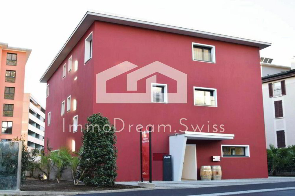 Bureau & Commerce null pièces à acheter à Locarno - image 1/10