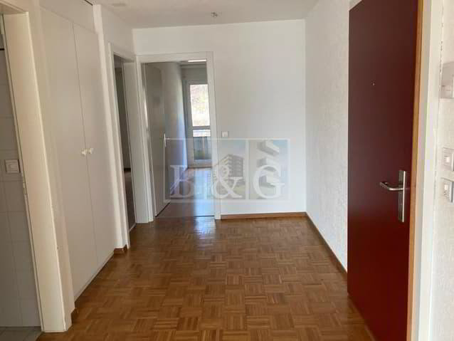 Appartamento di 3.5 locali in affitto a La Chaux-de-Fonds - immagine 1/9