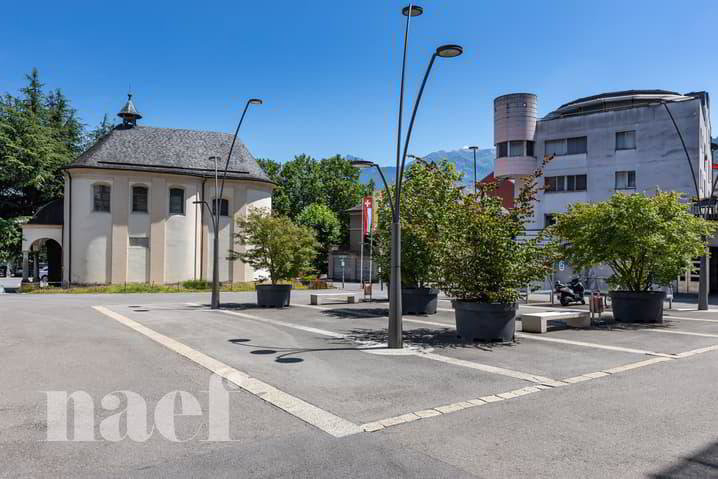 null rooms Office & Commercial to buy in Monthey - image 1/13