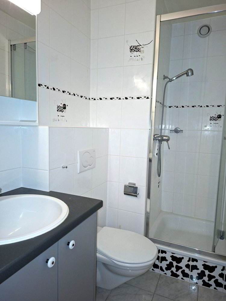 6 Zimmer Wohnung zu vermieten in Soral - Bild 1/8