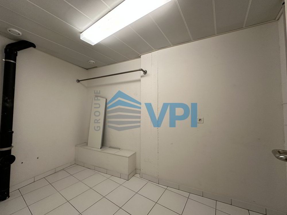 Bureau & Commerce null pièces à louer à Nyon - image 1/13