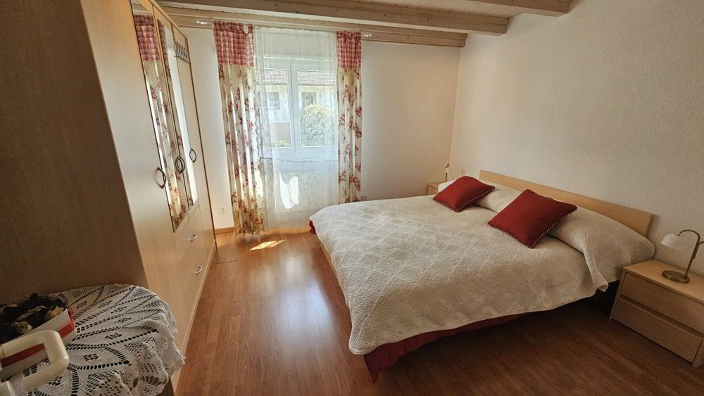 Maison 9 pièces à acheter à Moutier - image 1/13