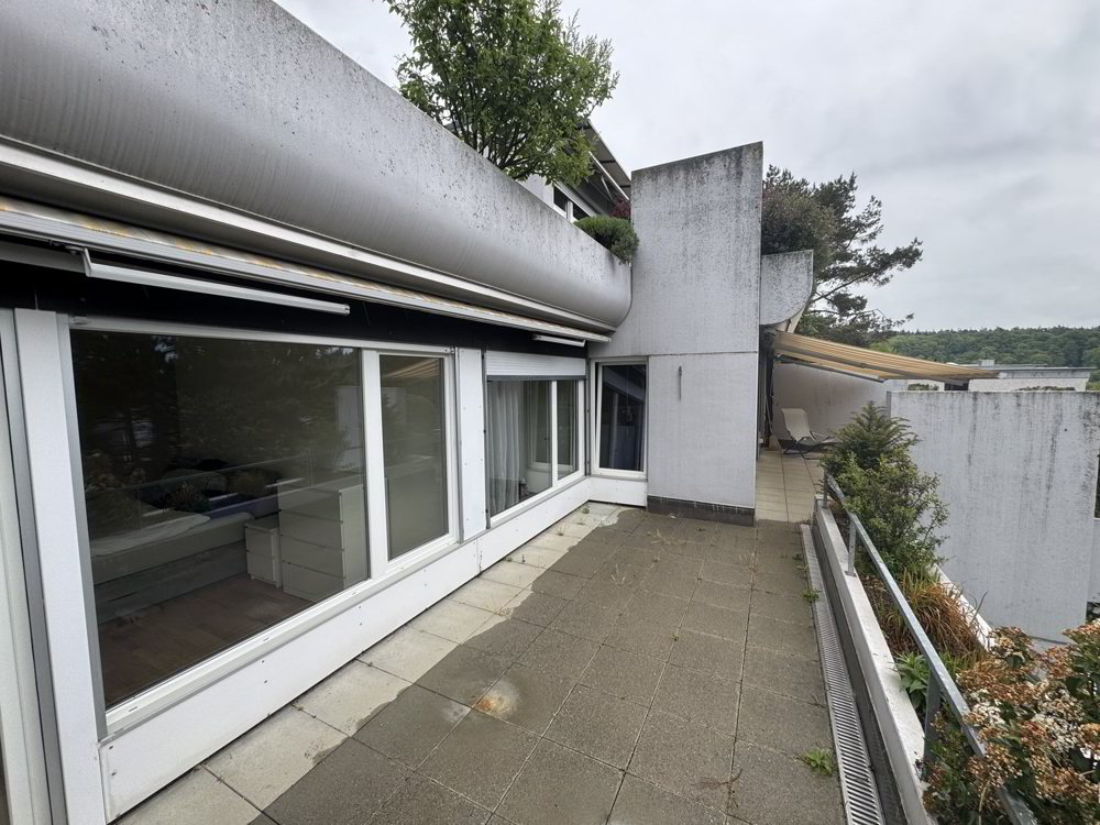 4 rooms Apartment for rent in Küsnacht ZH - image 1/10