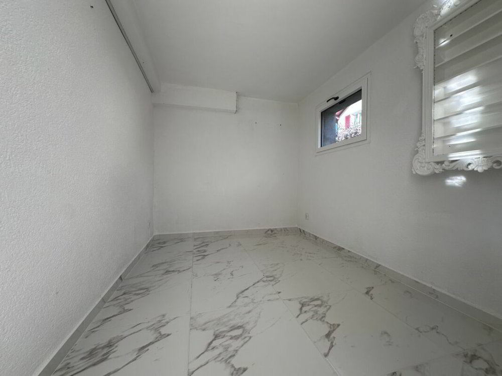 Casa di 8 locali in vendita a Martigny - immagine 1/13