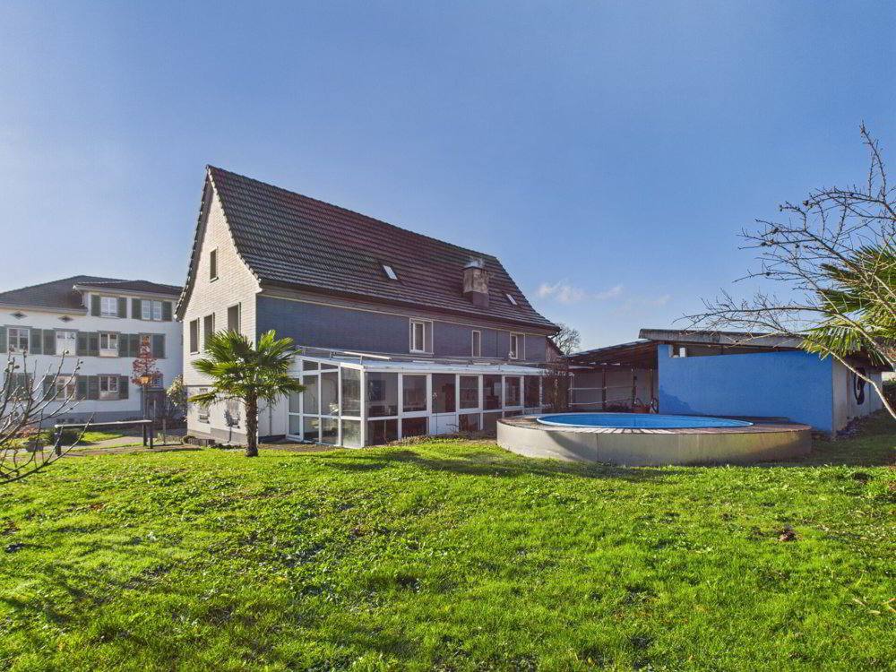 8.5 Zimmer Haus zum verkaufen in Berg TG - Bild 1/10