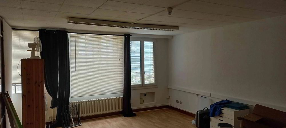 Bureau & Commerce 4 pièces à louer à Geneva - image 1/4