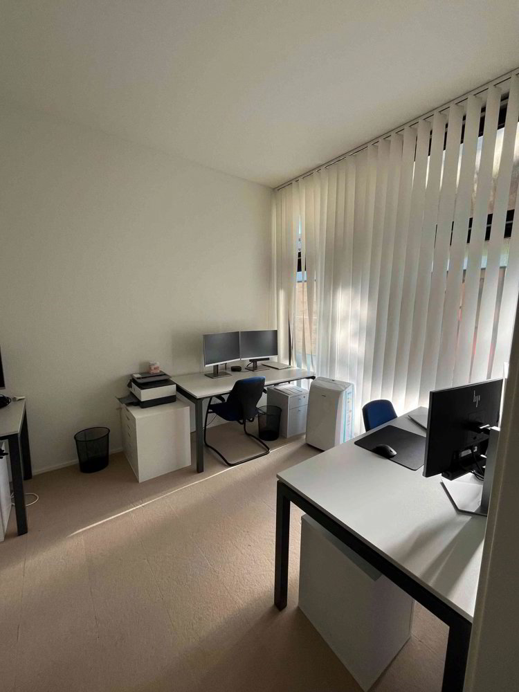 3.5 rooms Office & Commercial for rent in Basel - image 1/9