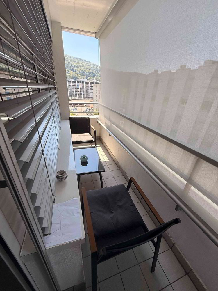 4.5 rooms Apartment for rent in Chiasso - image 1/7