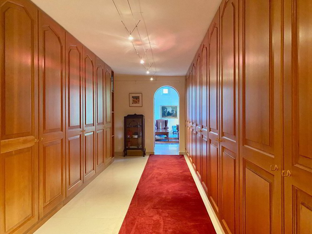 5 rooms House to buy in Mollens VS - image 1/13