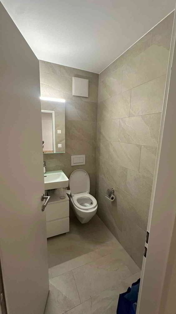 2 rooms Apartment for rent in Zürich - image 1/7