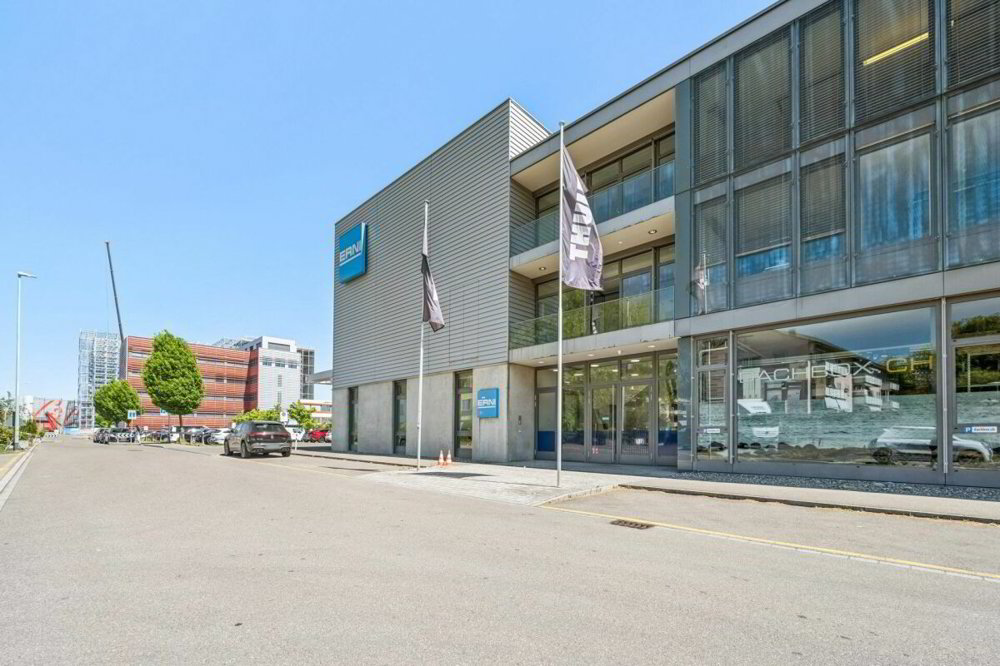 null rooms Office & Commercial for rent in Brüttisellen - image 1/8