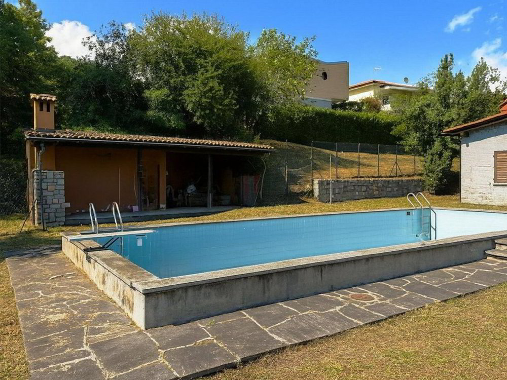8.5 rooms House to buy in Besazio - image 1/13