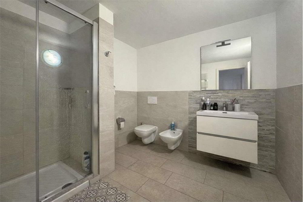 Appartamento di 5.5 locali in vendita a Lugano - immagine 1/13