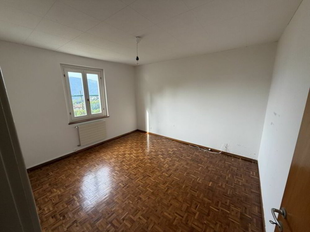 Maison 7 pièces à acheter à Neggio - image 1/13