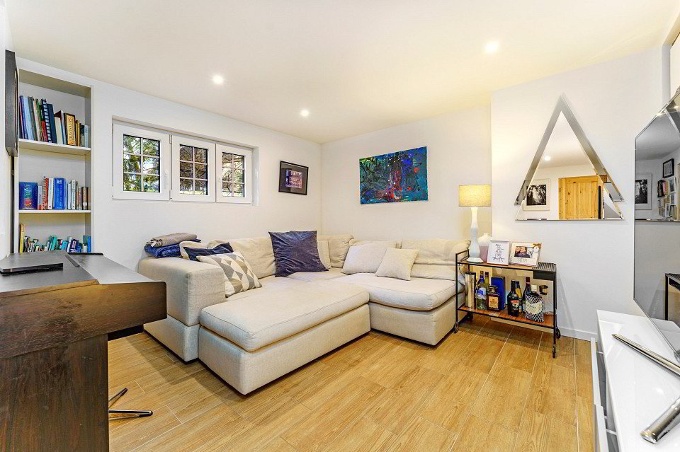 6 Zimmer Haus zum verkaufen in Lausanne - Bild 1/13