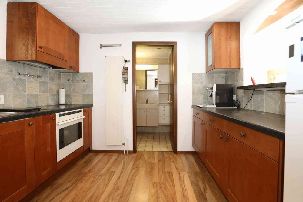 7 Zimmer Haus zum verkaufen in Roveredo GR - Bild 1/13