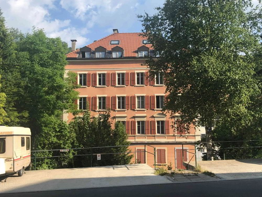 Appartement 3 pièces à louer à Le Locle - image 1/6
