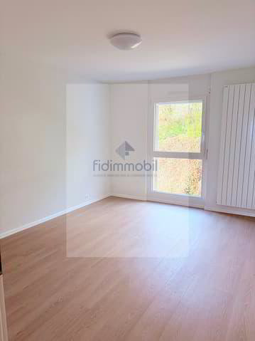 Appartamento di 2.5 locali in affitto a Neuchâtel - immagine 1/5