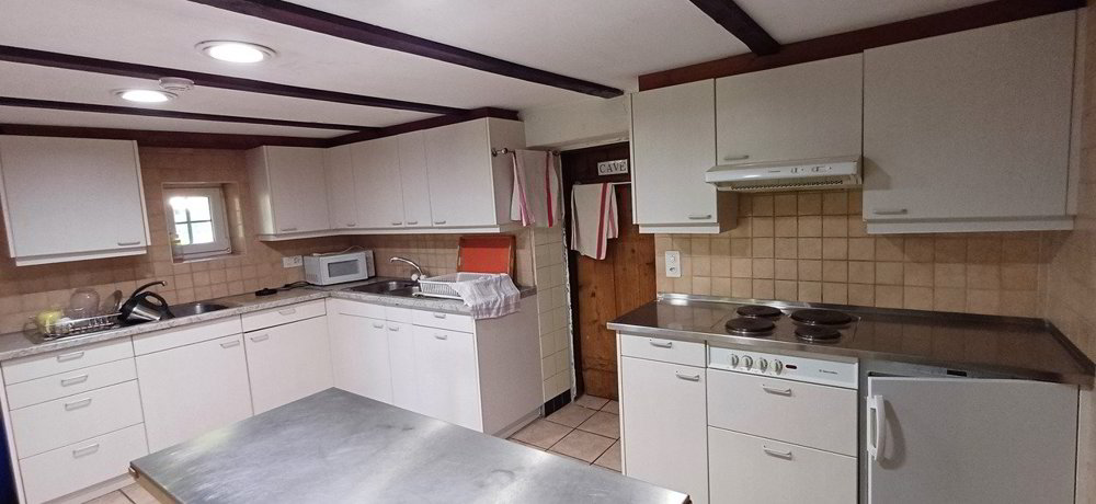 Maison 15 pièces à acheter à Chamby - image 1/13