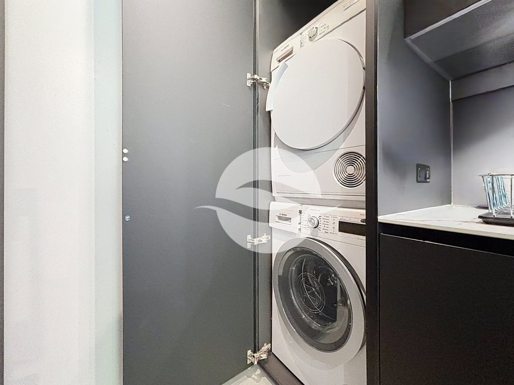 5 rooms Apartment for rent in Thônex - image 1/13