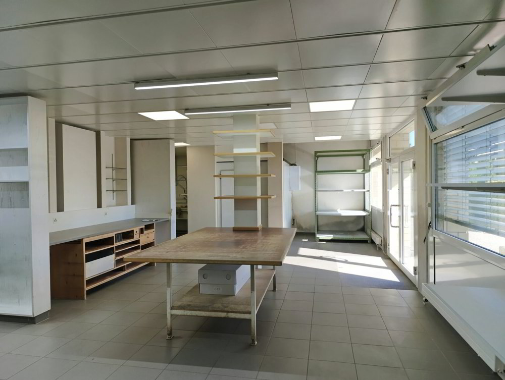 Bureau & Commerce null pièces à acheter à Rothrist - image 1/10