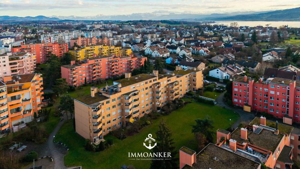 4 rooms Apartment to buy in Greifensee - image 1/13