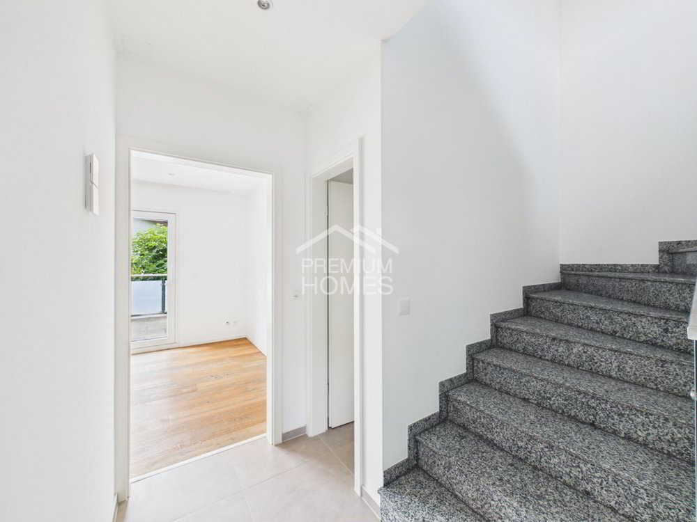 Maison 5 pièces à acheter à Erschwil - image 1/13