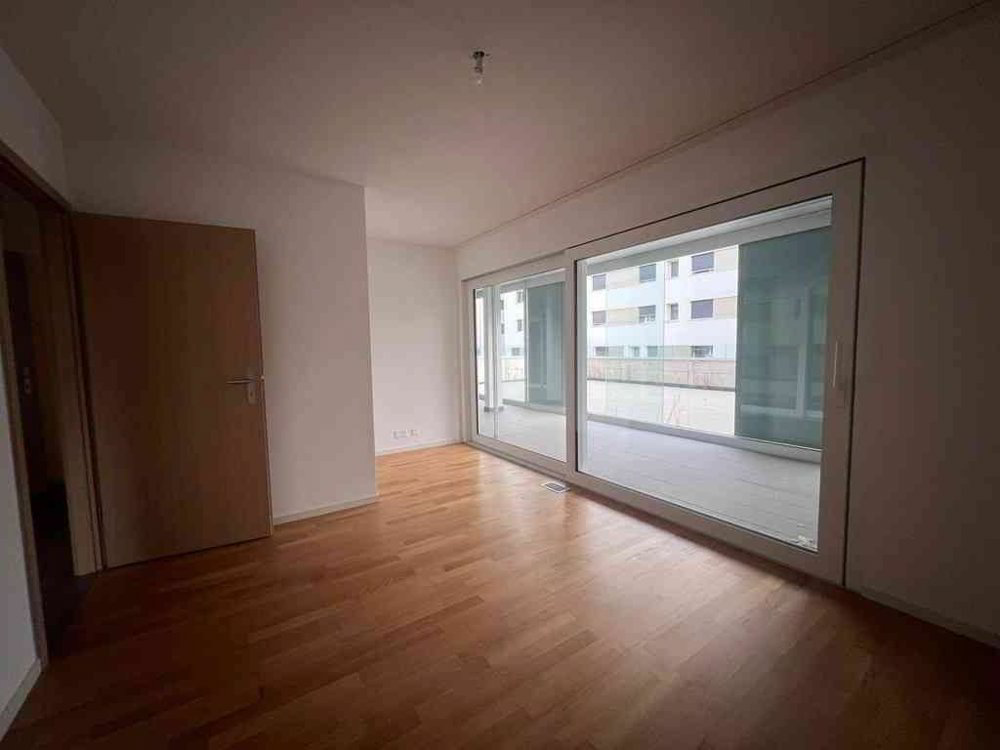 3.5 rooms Apartment for rent in Sion - image 1/3