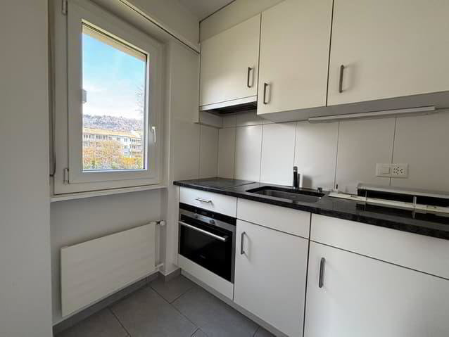 Appartamento di 2 locali in affitto a Bienne - immagine 1/5