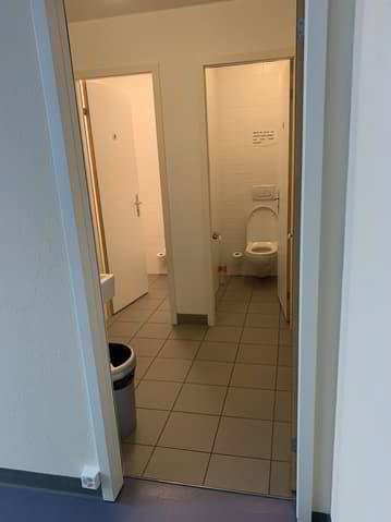 Bureau & Commerce null pièces à louer à La Tour-de-Peilz - image 1/9