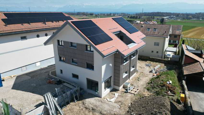 4.5 rooms Apartment to buy in Bursins - image 1/11