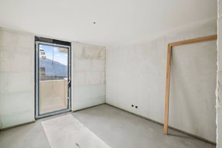 4.5 rooms Apartment to buy in Savièse - image 1/4
