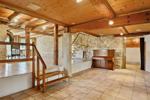 null rooms House to buy in Le Noirmont - image 1/1