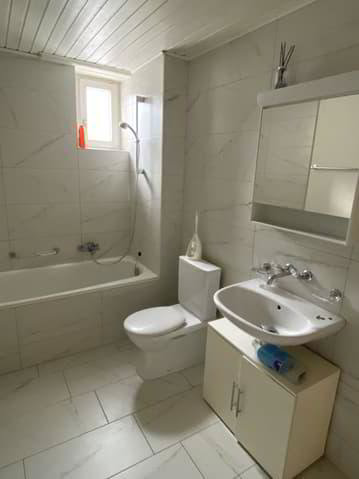 4.5 rooms Apartment for rent in Moutier - image 1/9