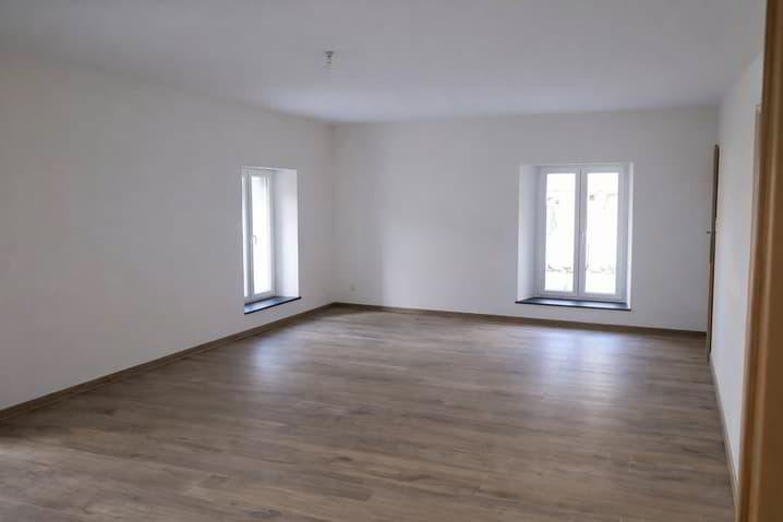 Appartamento di 3.5 locali in affitto a St-Sulpice NE - immagine 1/10