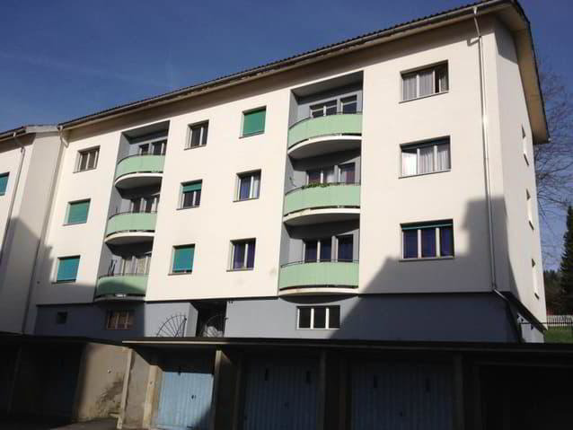 4 rooms Apartment for rent in La Chaux-de-Fonds - image 1/6
