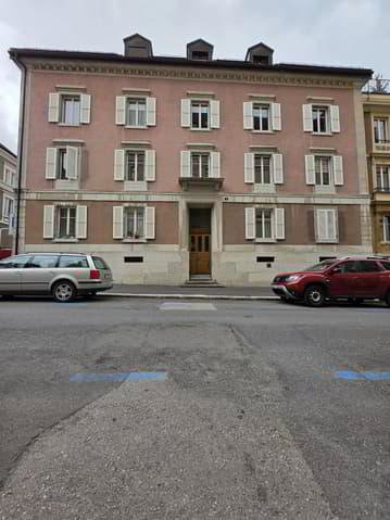 4.5 rooms Apartment for rent in La Chaux-de-Fonds - image 1/10